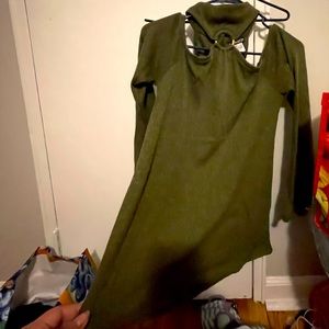 Venus Ribbed ring halter shirt